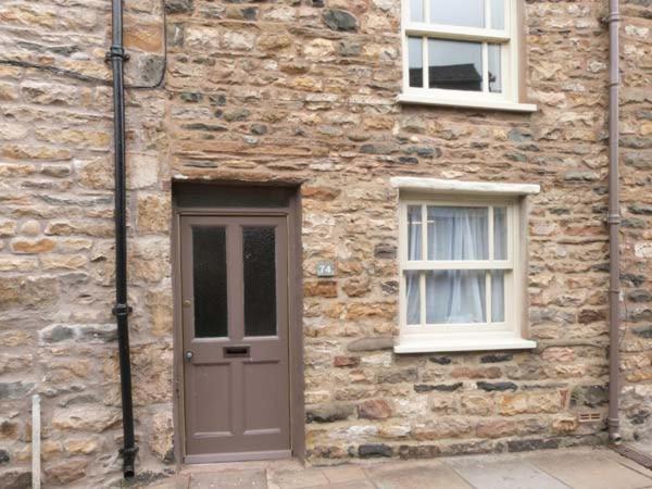 Mini Milestone Villa Sedbergh Bagian luar foto